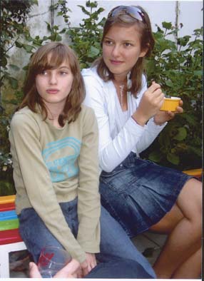 Céline en Fleur op een feestje